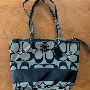 Coach Black and Gray Patterned Tote